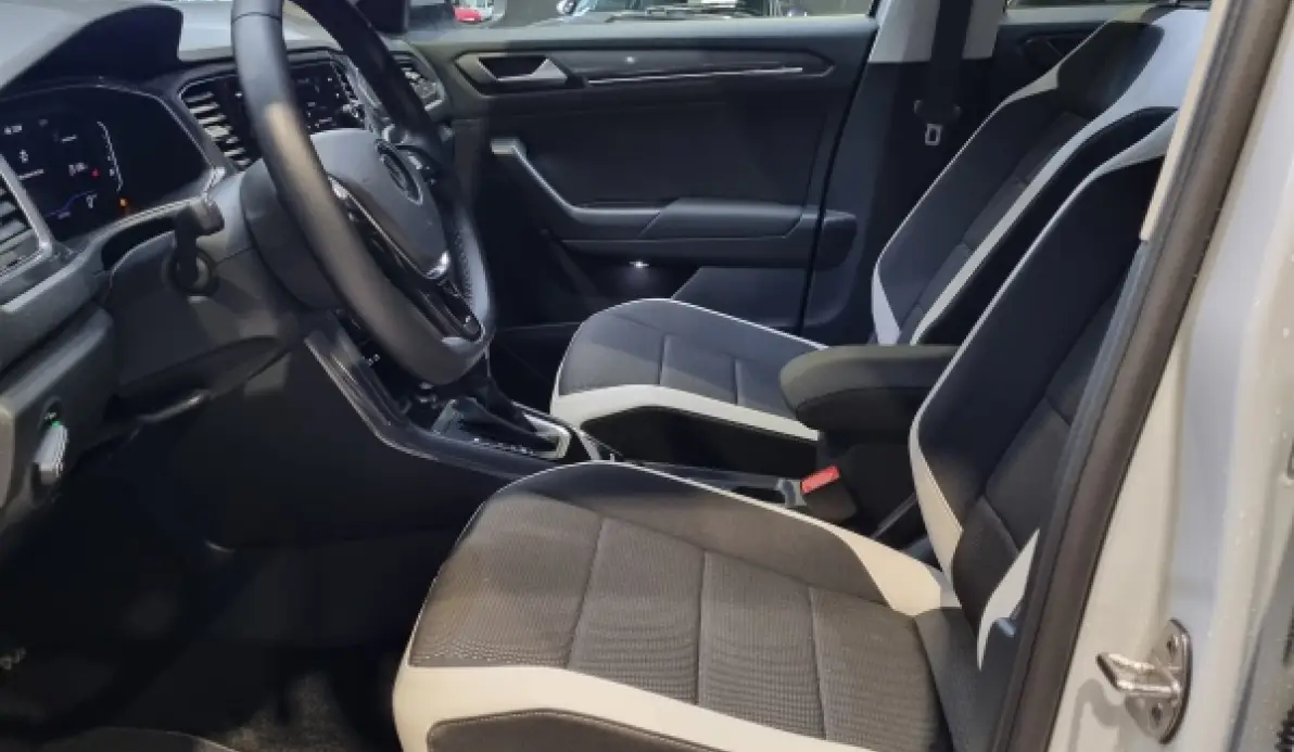 Volkswagen T-roc Carat 1.5 TSI 155 cv