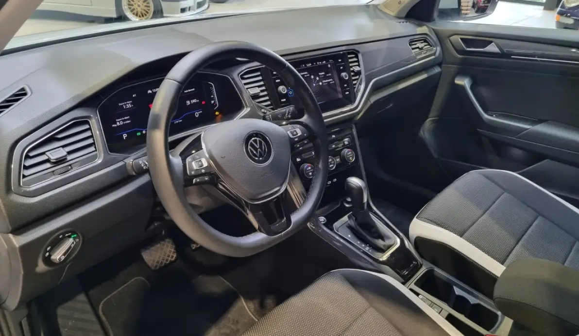 Volkswagen T-roc Carat 1.5 TSI 155 cv