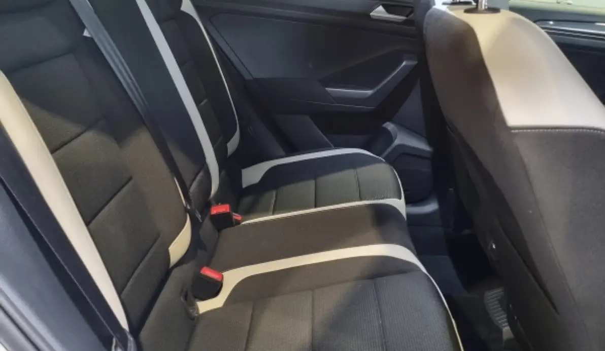 Volkswagen T-roc Carat 1.5 TSI 155 cv