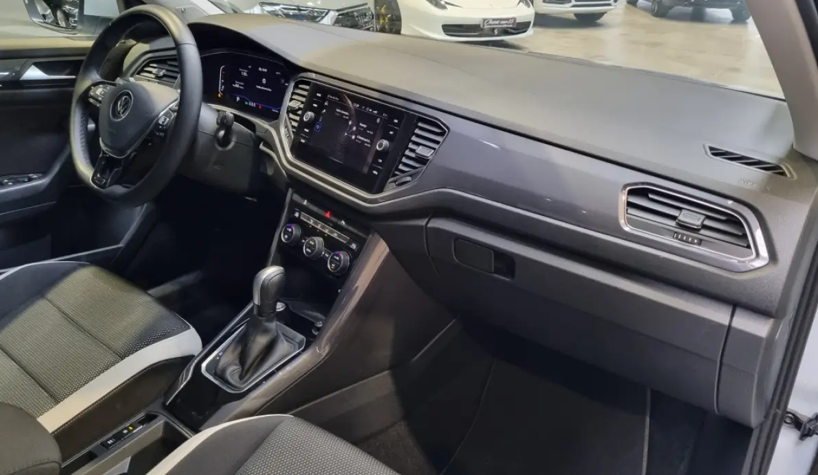 Volkswagen T-roc Carat 1.5 TSI 155 cv