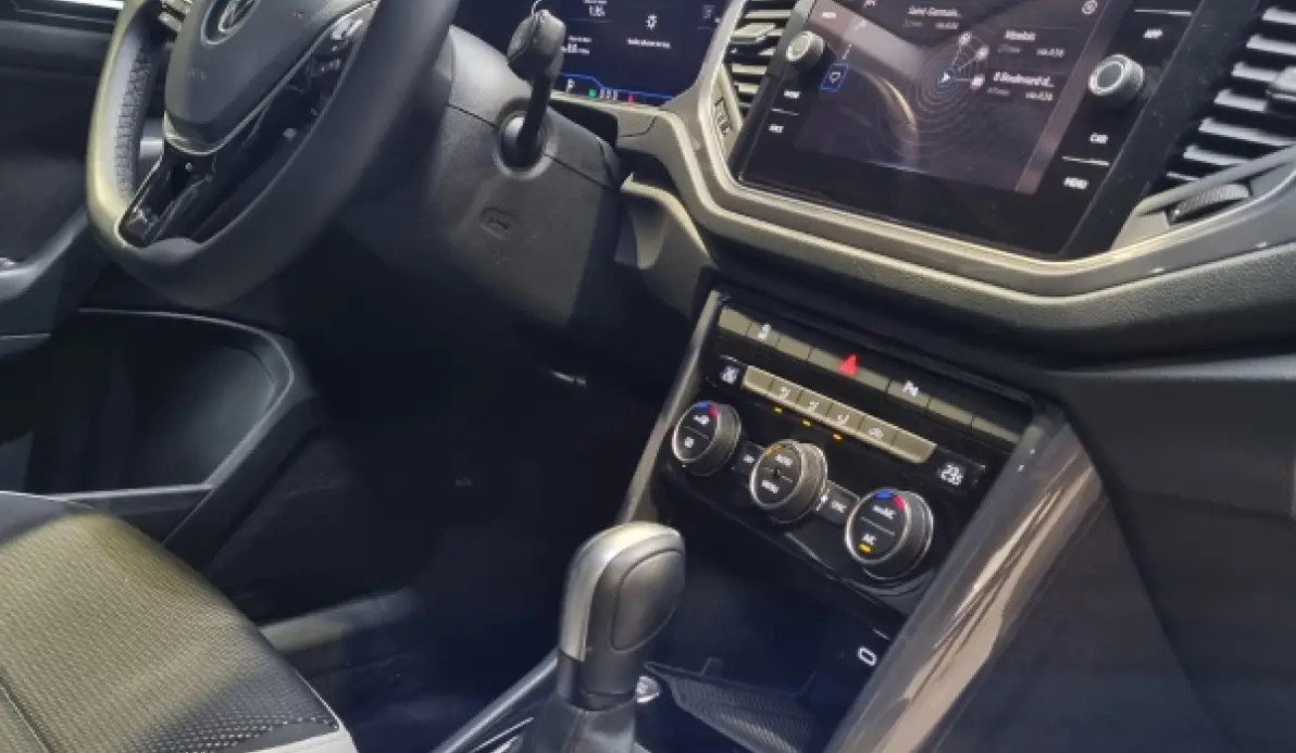 Volkswagen T-roc Carat 1.5 TSI 155 cv