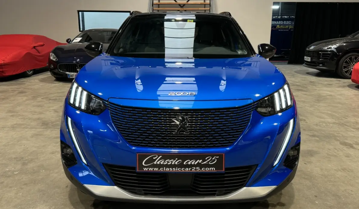 Peugeot 2008 e-2008 100kW 136 ch