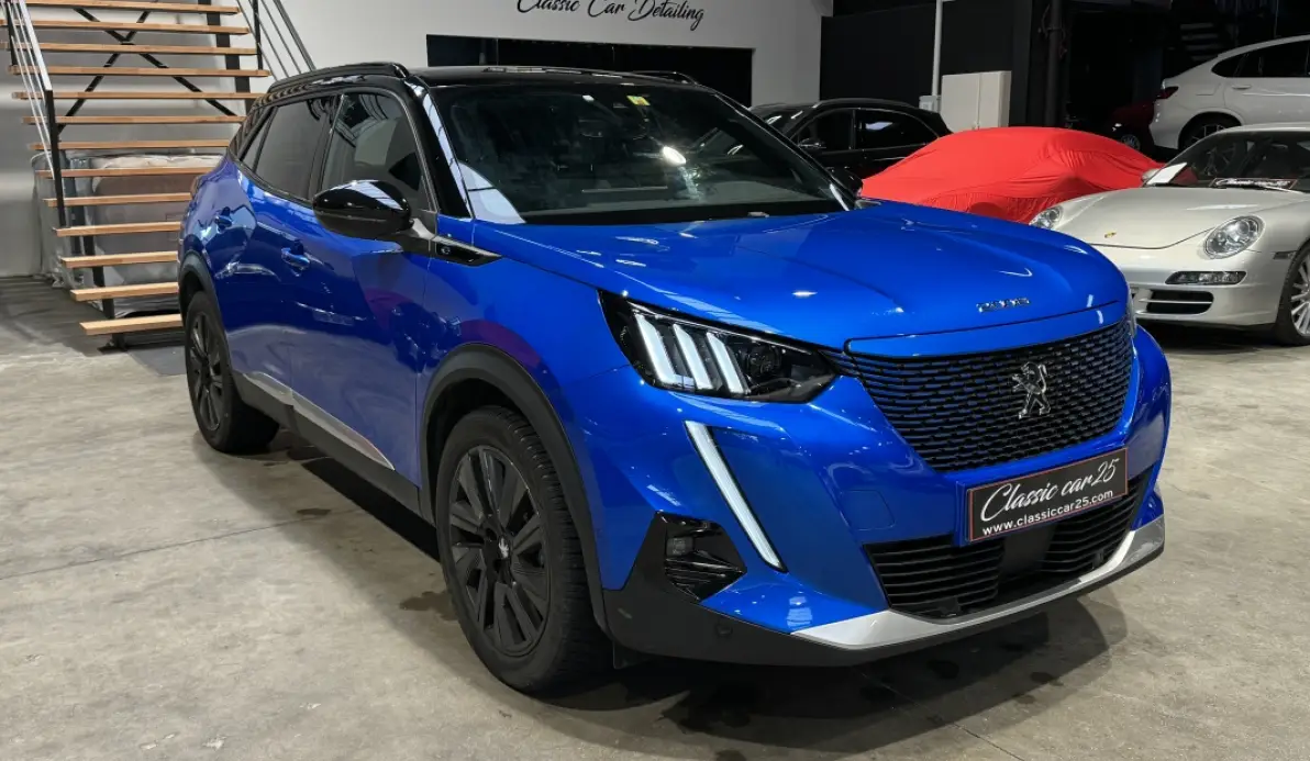 Peugeot 2008 e-2008 100kW 136 ch