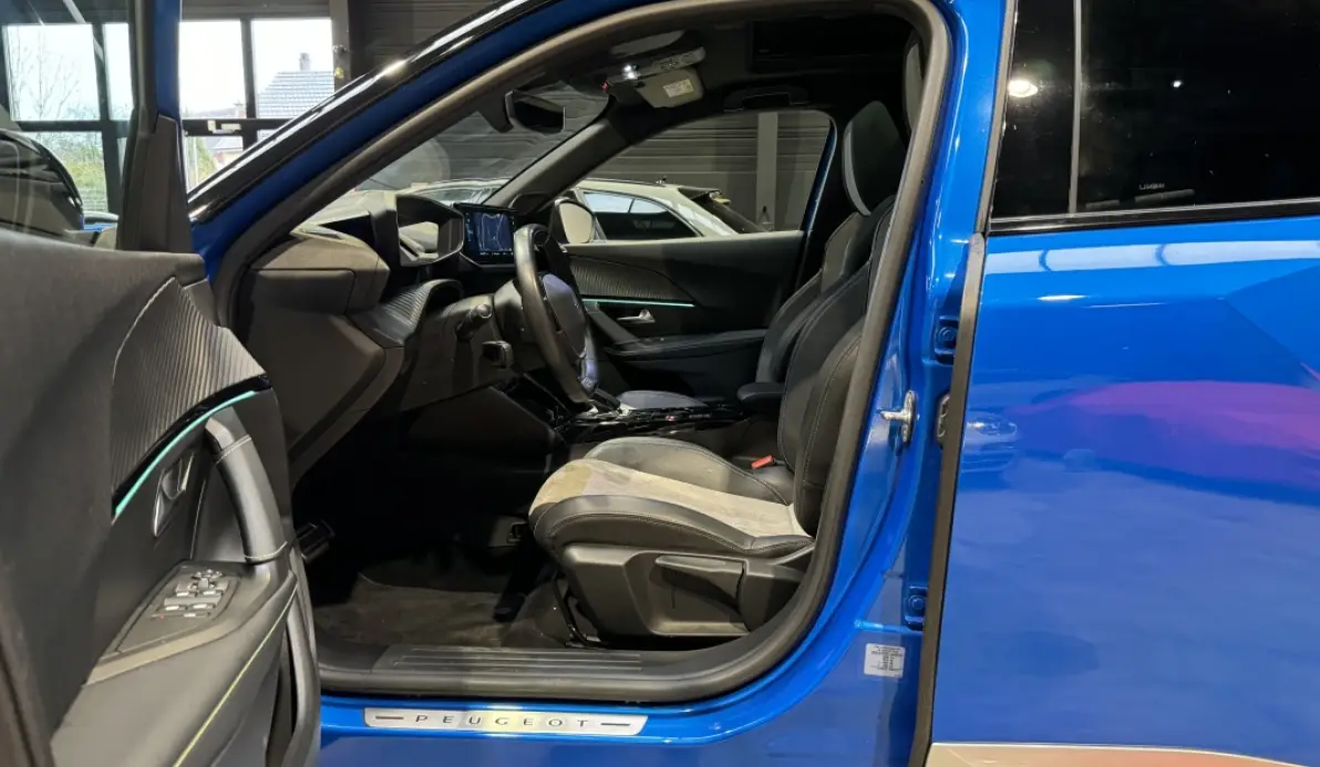 Peugeot 2008 e-2008 100kW 136 ch