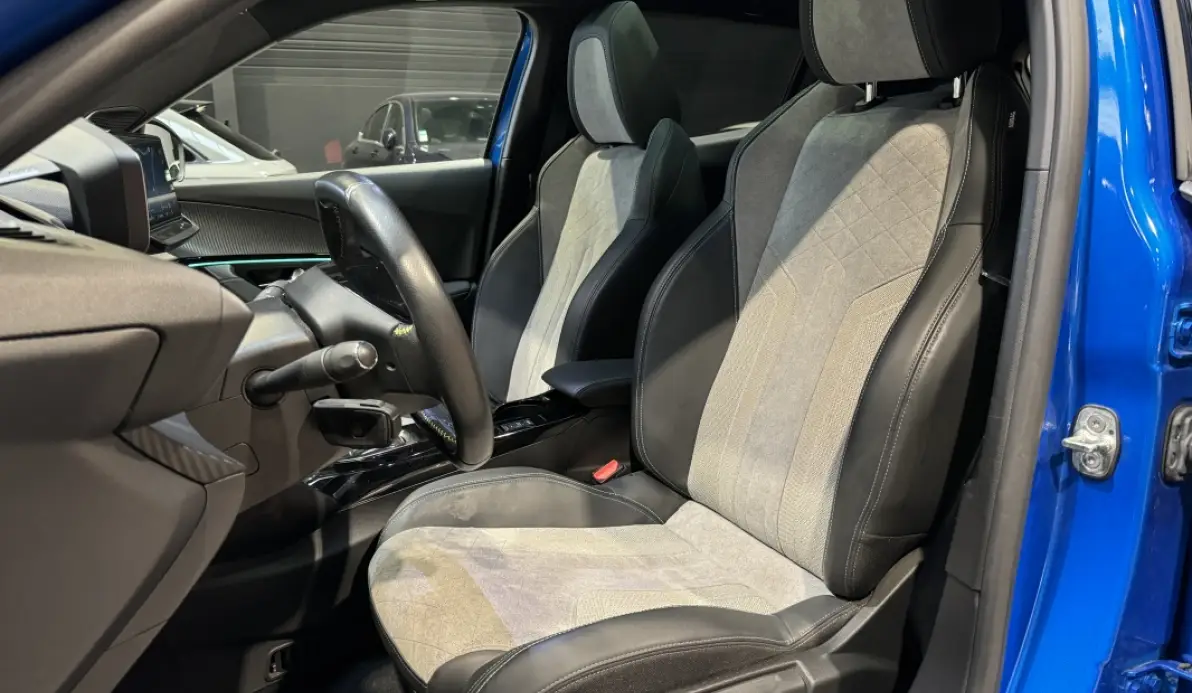 Peugeot 2008 e-2008 100kW 136 ch
