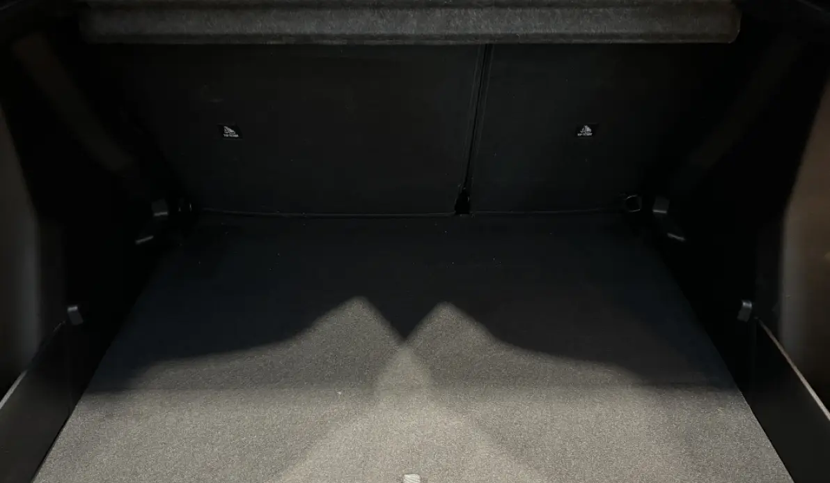 Peugeot 2008 e-2008 100kW 136 ch