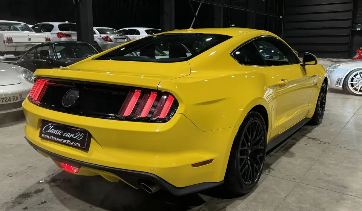 Ford Mustang GT 5.0 V8 421cv BVA6