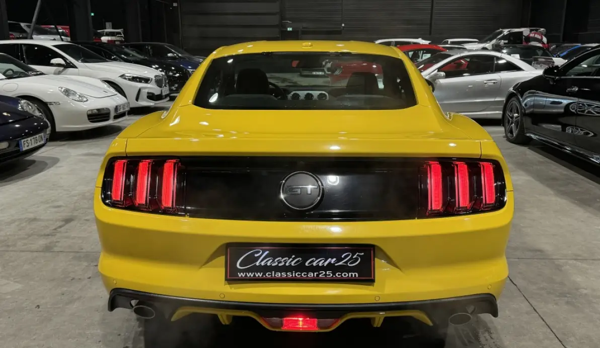 Ford Mustang GT 5.0 V8 421cv BVA6