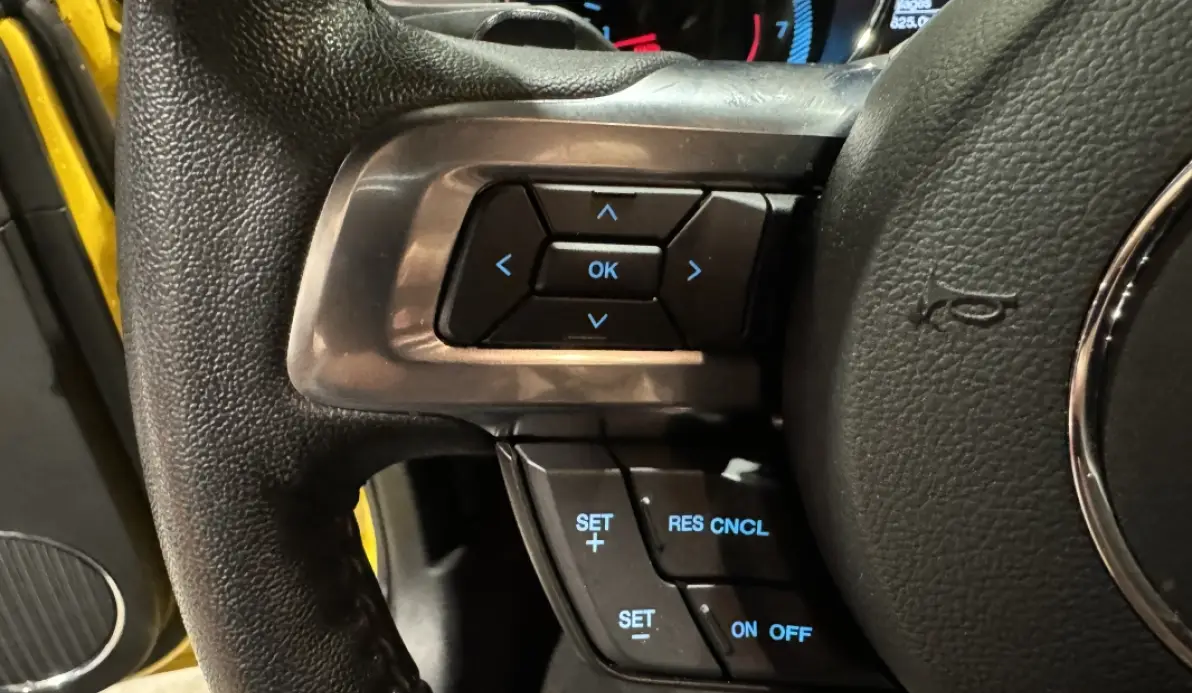 Ford Mustang GT 5.0 V8 421cv BVA6