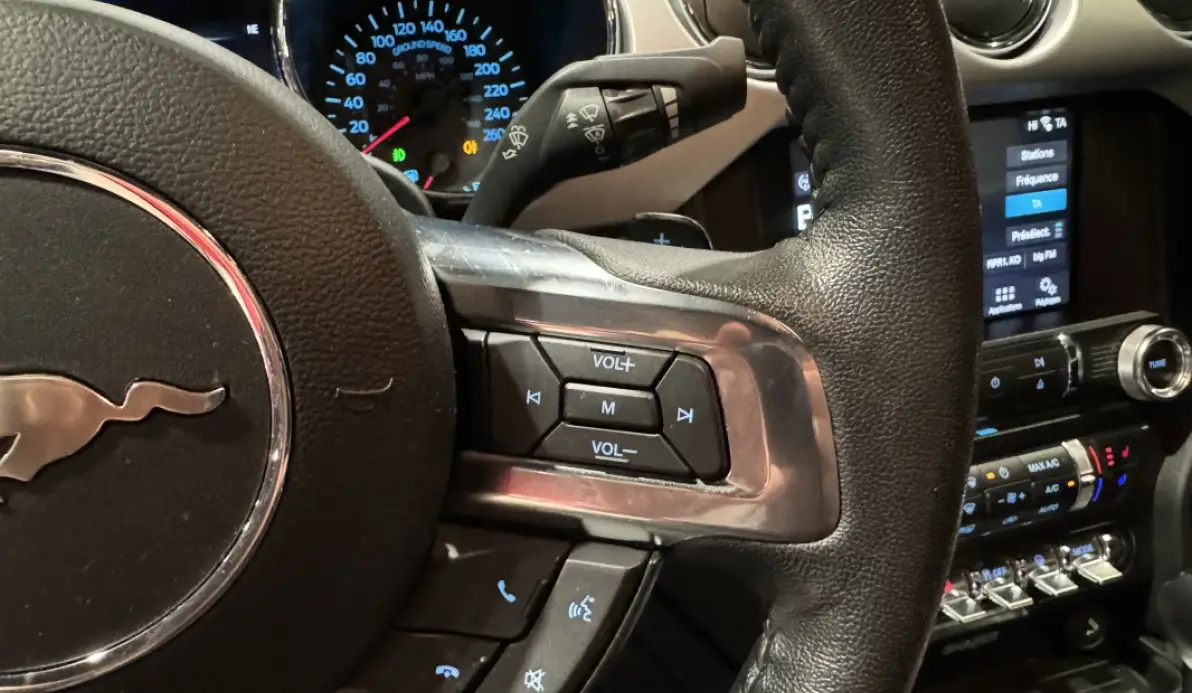 Ford Mustang GT 5.0 V8 421cv BVA6