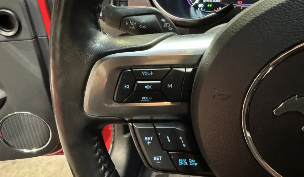 Ford Mustang GT Fastback 5.0 V8 450ch BVM