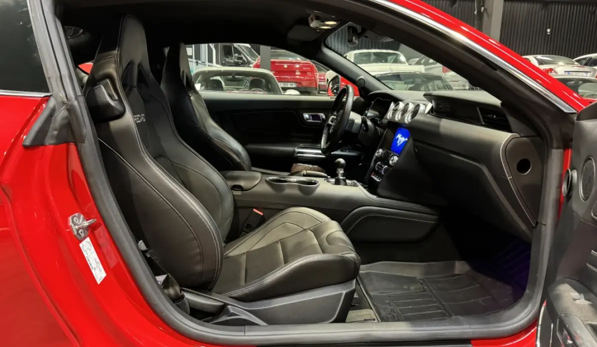 Ford Mustang GT Fastback 5.0 V8 450ch BVM