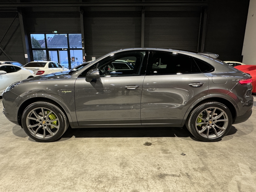 Porsche Cayenne coupé E-Hybrid 3.0 V6 462 ch 