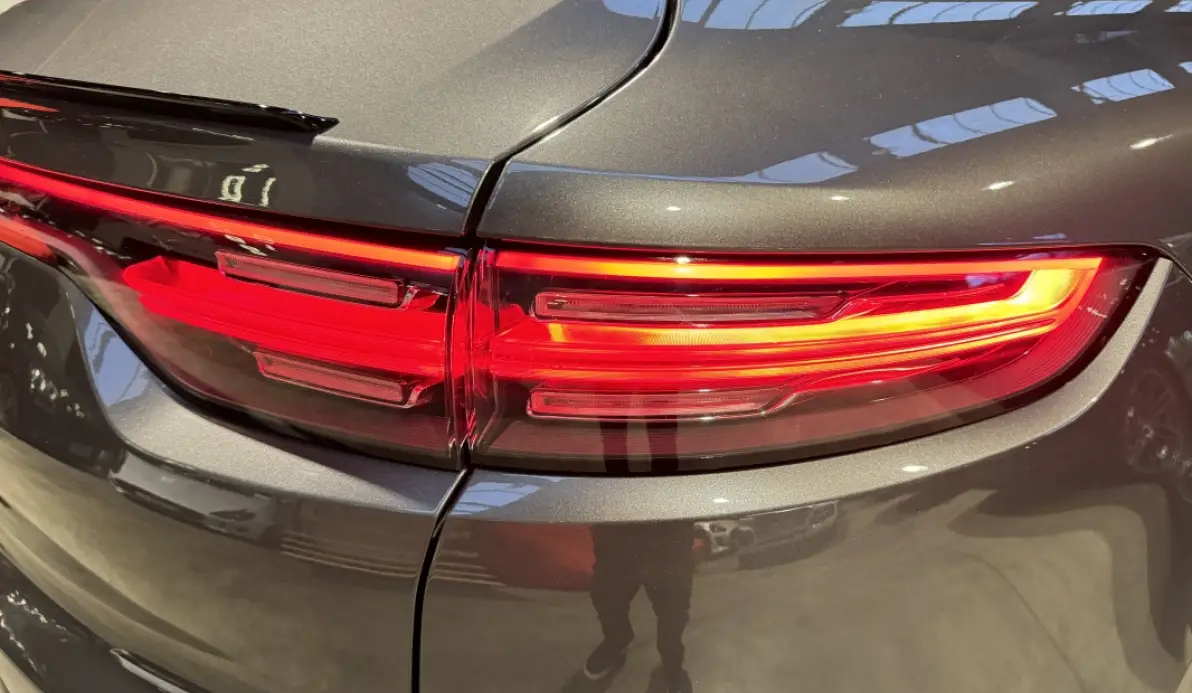 Porsche Cayenne coupé E-Hybrid 3.0 V6 462 ch 