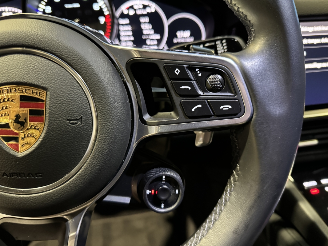 Porsche Cayenne coupé E-Hybrid 3.0 V6 462 ch 