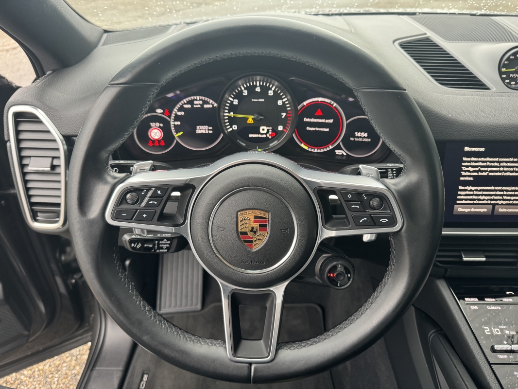 Porsche Cayenne coupé E-Hybrid 3.0 V6 462 ch 