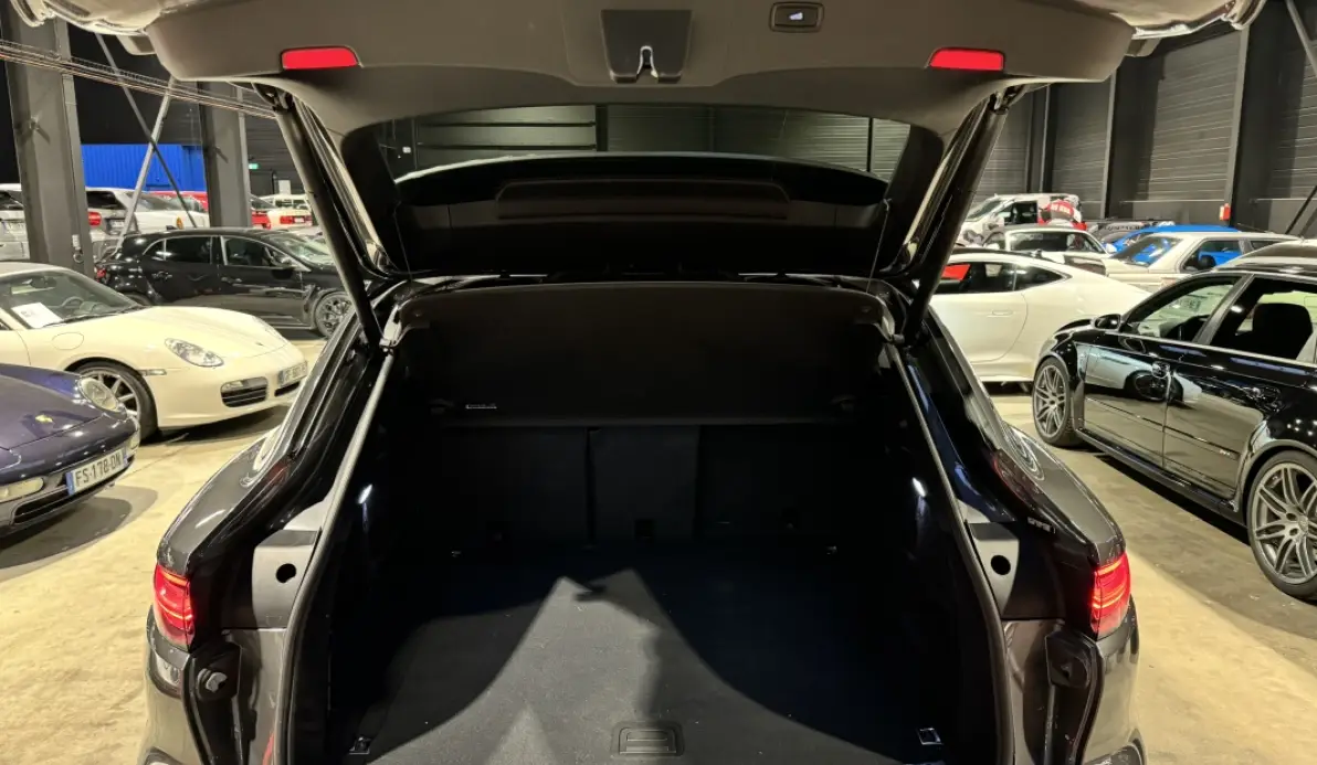 Porsche Cayenne coupé E-Hybrid 3.0 V6 462 ch 