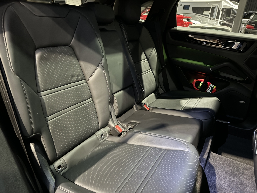 Porsche Cayenne coupé E-Hybrid 3.0 V6 462 ch 