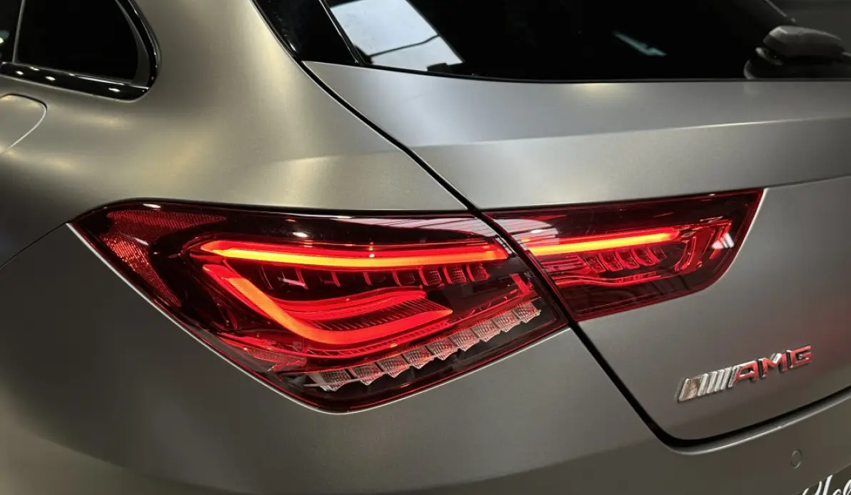Mercedes CLA Shooting Brake  45s AMG Shooting brake 421 ch 4 Matic+