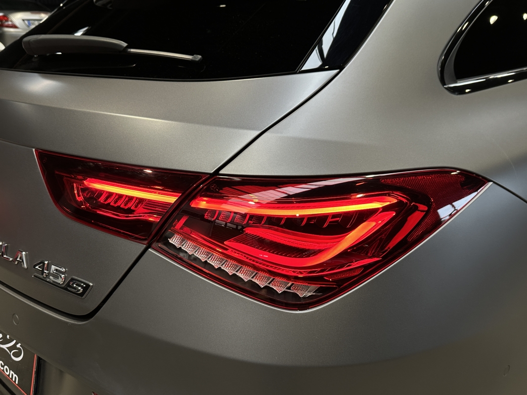 Mercedes CLA Shooting Brake  45s AMG Shooting brake 421 ch 4 Matic+