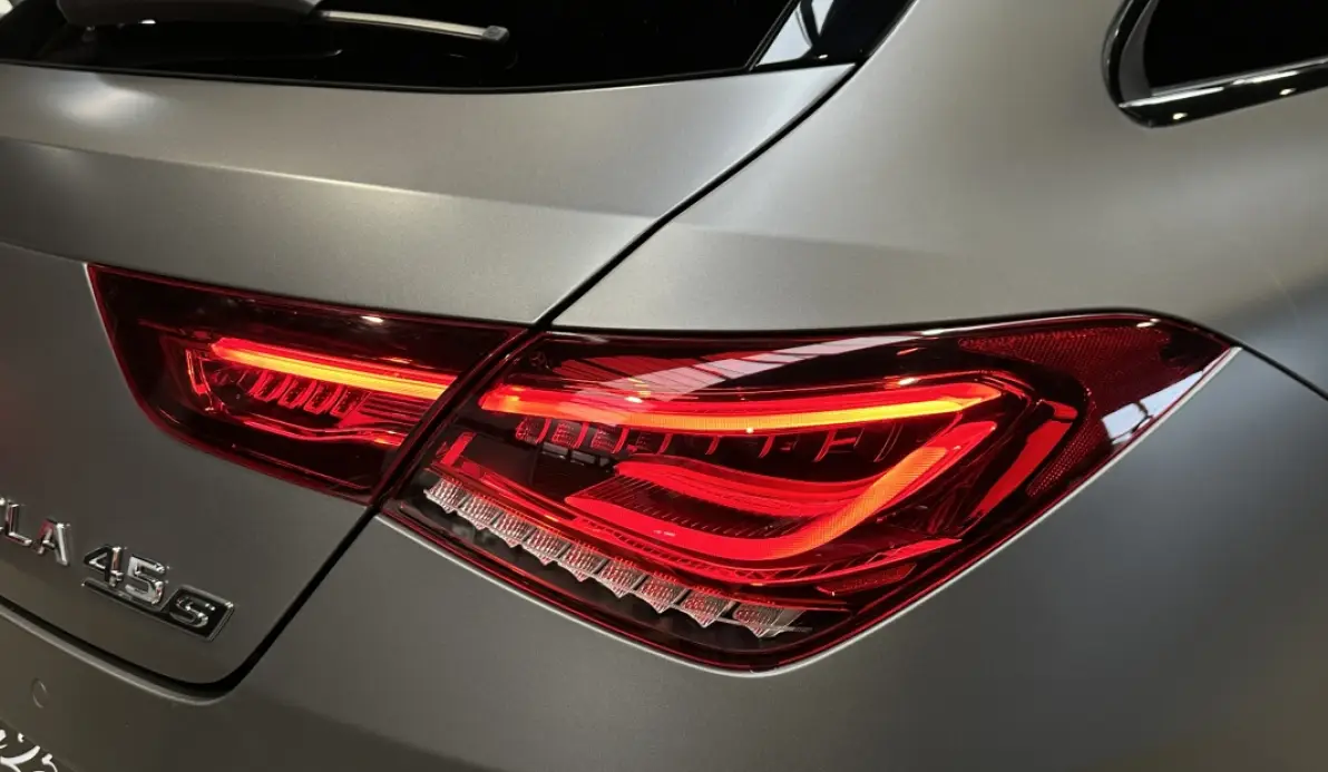 Mercedes CLA Shooting Brake  45s AMG Shooting brake 421 ch 4 Matic+