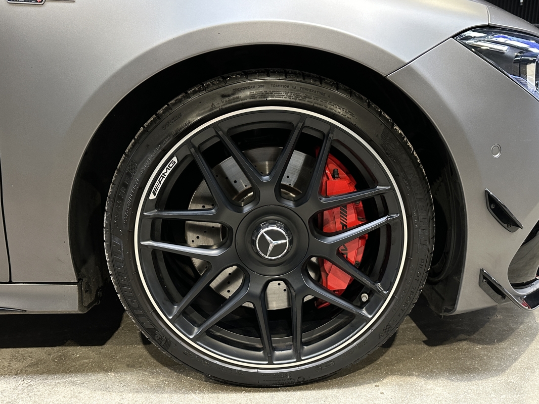 Mercedes CLA Shooting Brake  45s AMG Shooting brake 421 ch 4 Matic+