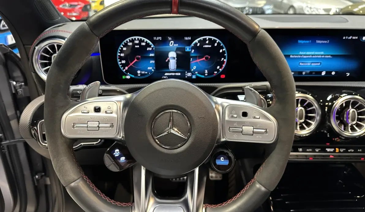 Mercedes CLA Shooting Brake  45s AMG Shooting brake 421 ch 4 Matic+