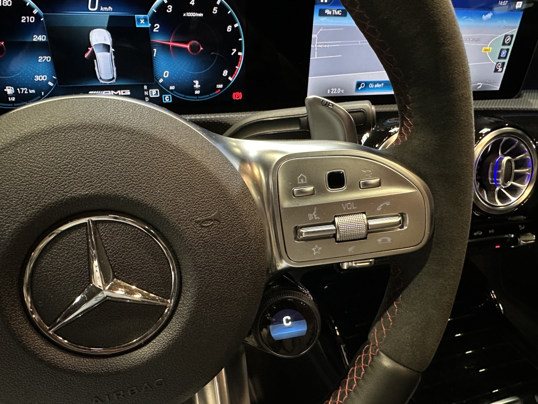 Mercedes CLA Shooting Brake  45s AMG Shooting brake 421 ch 4 Matic+