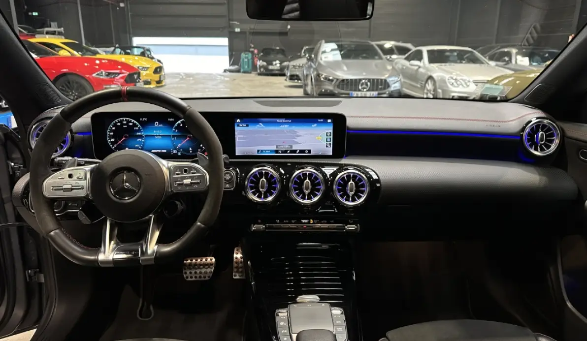 Mercedes CLA Shooting Brake  45s AMG Shooting brake 421 ch 4 Matic+