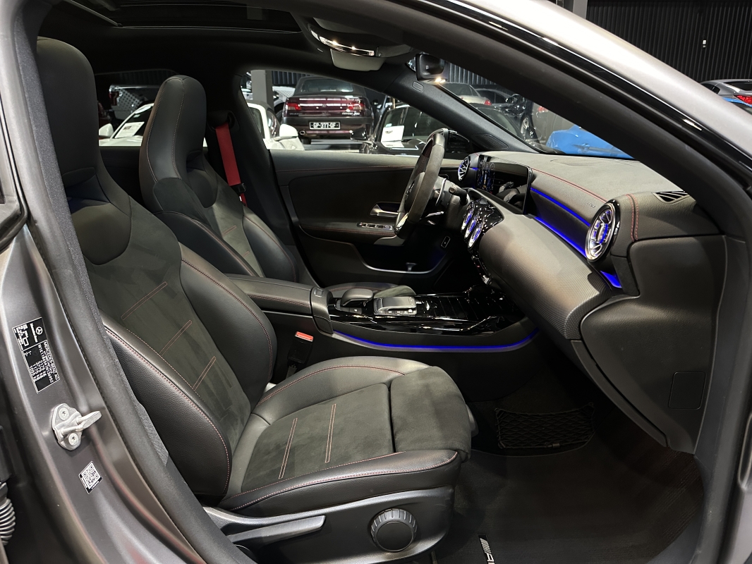 Mercedes CLA Shooting Brake  45s AMG Shooting brake 421 ch 4 Matic+