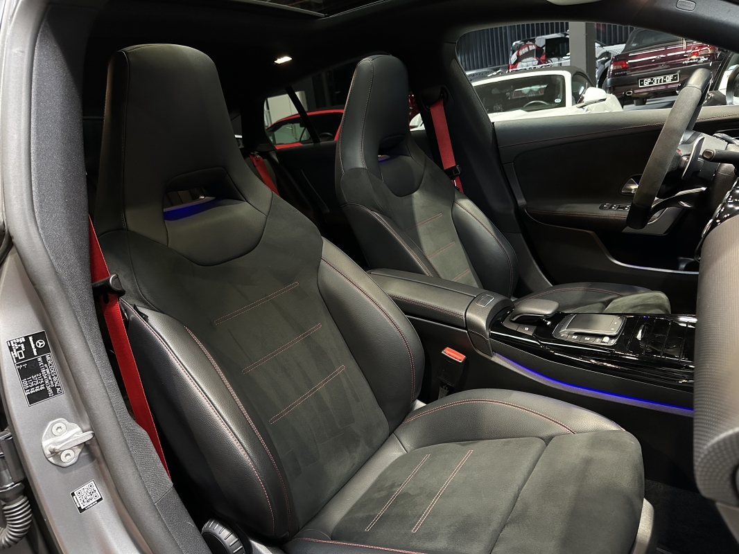 Mercedes CLA Shooting Brake  45s AMG Shooting brake 421 ch 4 Matic+
