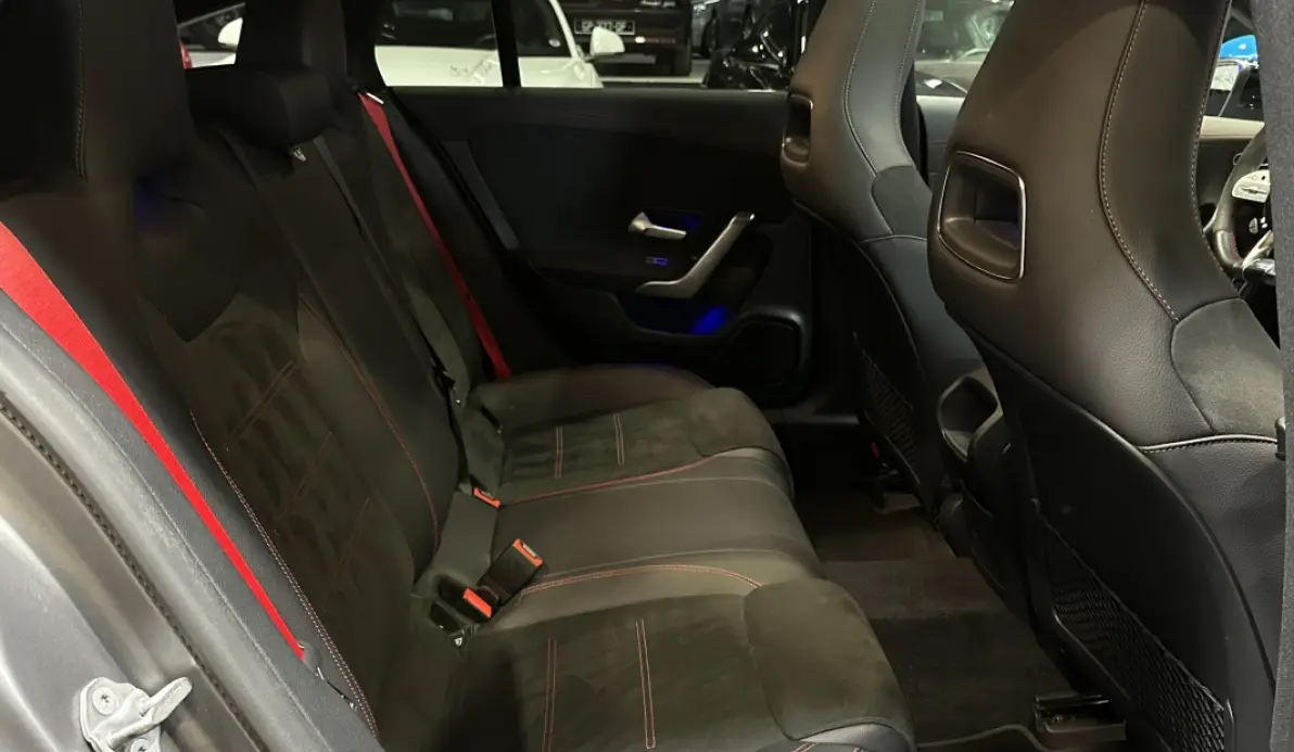 Mercedes CLA Shooting Brake  45s AMG Shooting brake 421 ch 4 Matic+