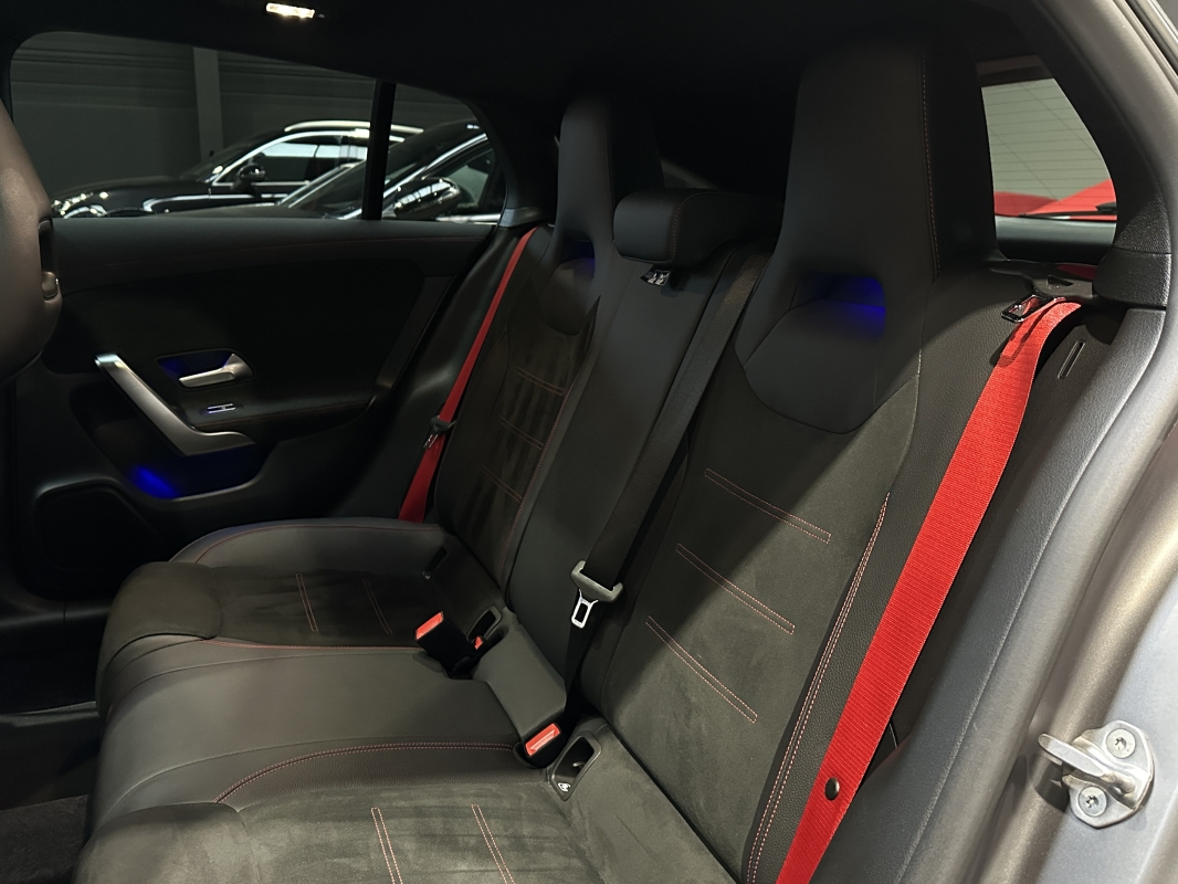 Mercedes CLA Shooting Brake  45s AMG Shooting brake 421 ch 4 Matic+