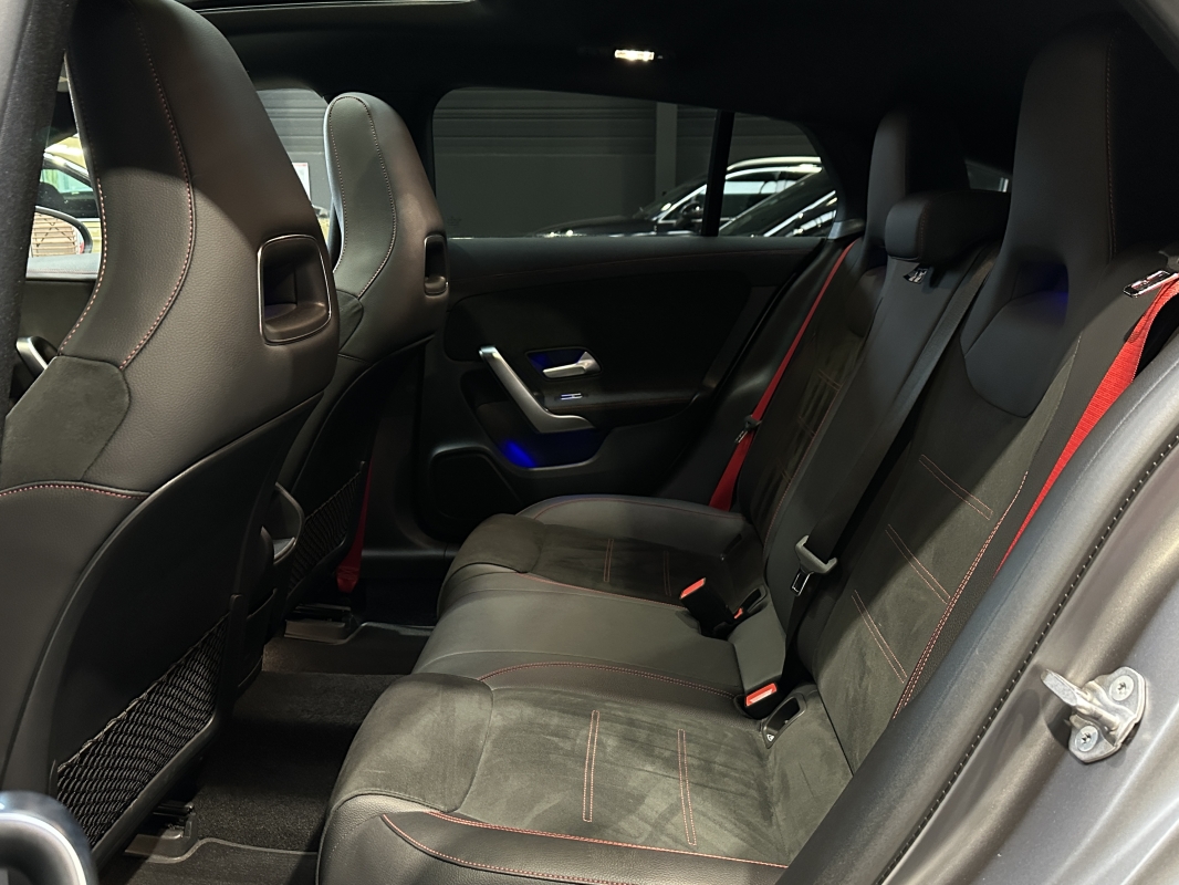 Mercedes CLA Shooting Brake  45s AMG Shooting brake 421 ch 4 Matic+