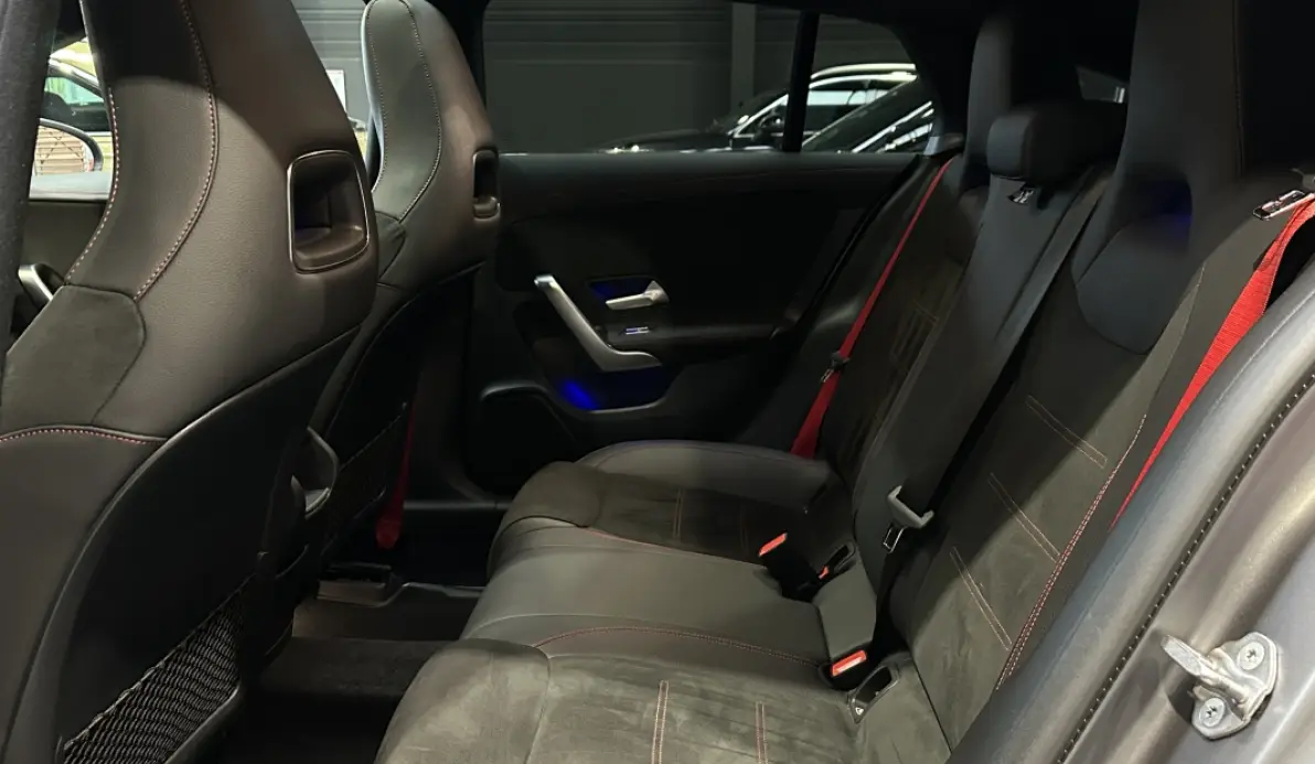 Mercedes CLA Shooting Brake  45s AMG Shooting brake 421 ch 4 Matic+