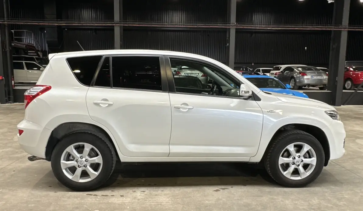 Toyota RAV4 150 D-CAT Life 4WD BVA