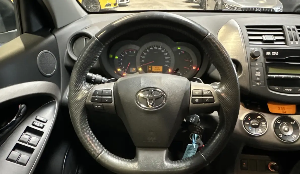 Toyota RAV4 150 D-CAT Life 4WD BVA