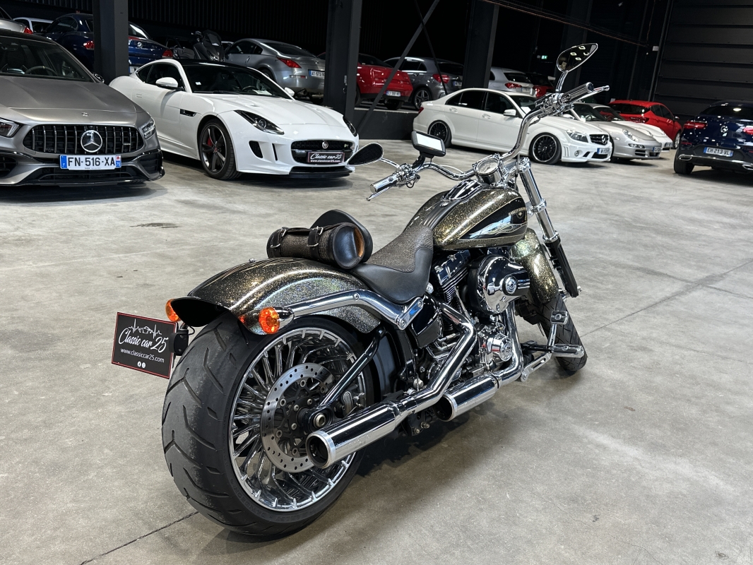 Harley davidson Softail Breakout  Softail Breakout 1690cc / FWSB