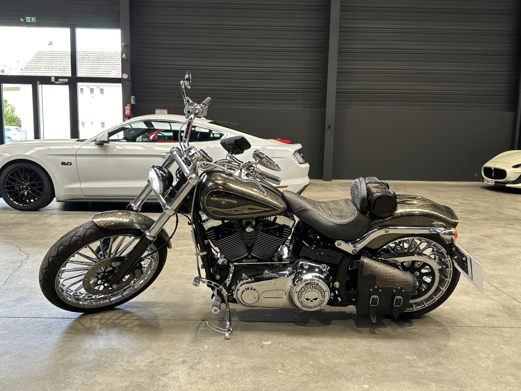 Harley davidson Softail Breakout  Softail Breakout 1690cc / FWSB