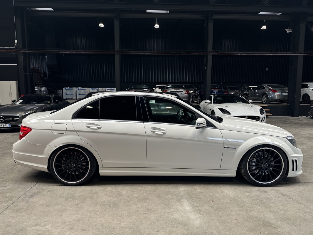 Mercedes Classe C 63 AMG Pack Performance 6.3L V8 487ch