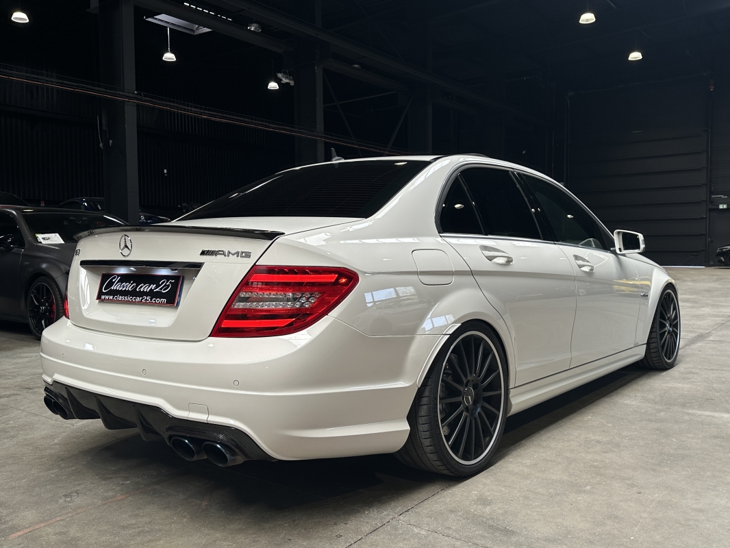 Mercedes Classe C 63 AMG Pack Performance 6.3L V8 487ch