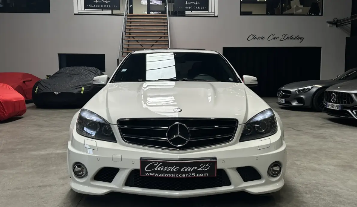 Mercedes Classe C 63 AMG 6.3L V8 487ch