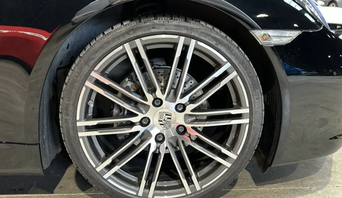 Porsche Cayman Black Edition Type 981 2.7 275 ch PDK