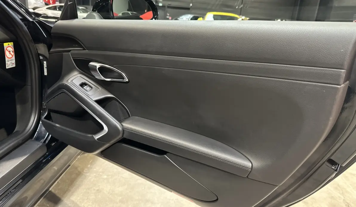 Porsche Cayman Black Edition Type 981 2.7 275 ch PDK