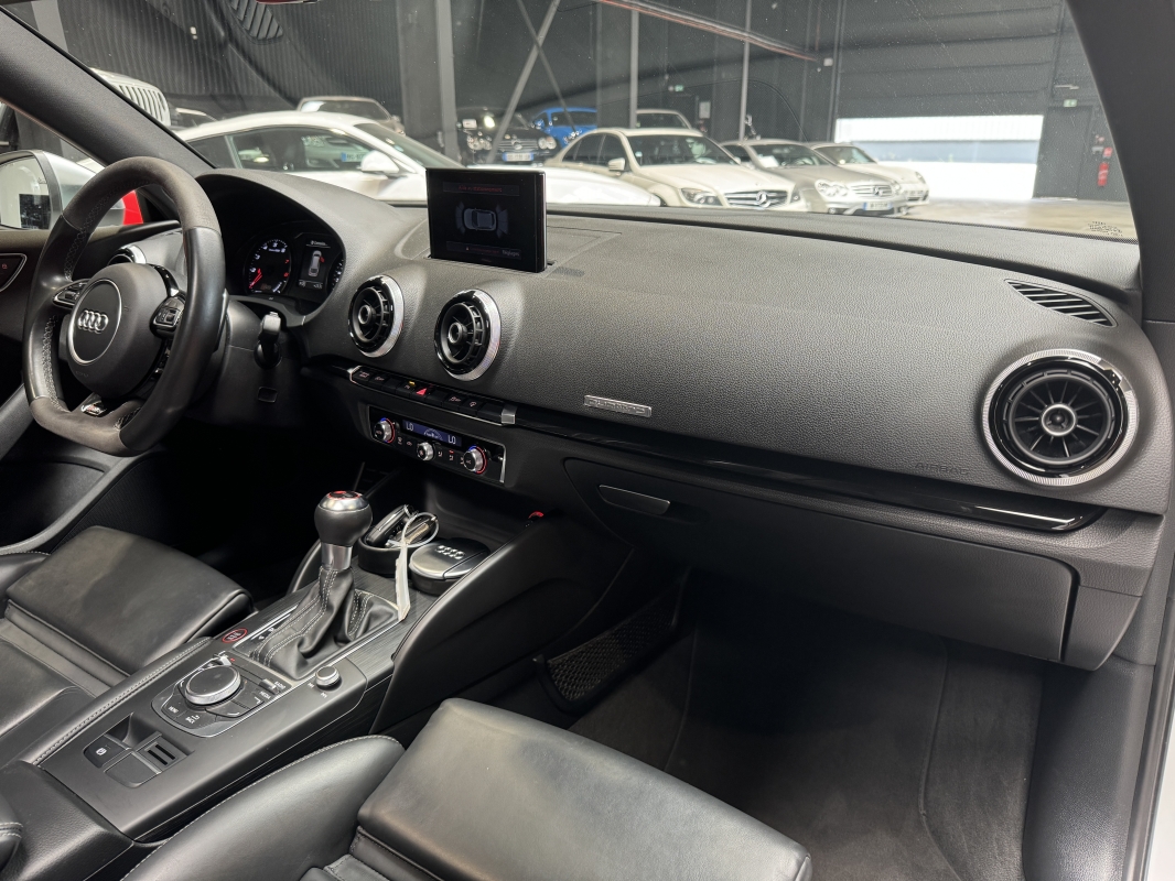 Audi RS3 2.5 TFSI 367 ch Quattro S tronic