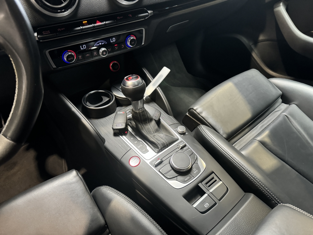 Audi RS3 2.5 TFSI 367 ch Quattro S tronic