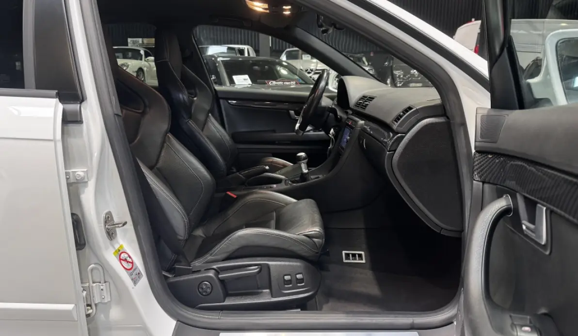 Audi RS4 RS4 B7 4.2 V8 420CH QUATTRO White Edition