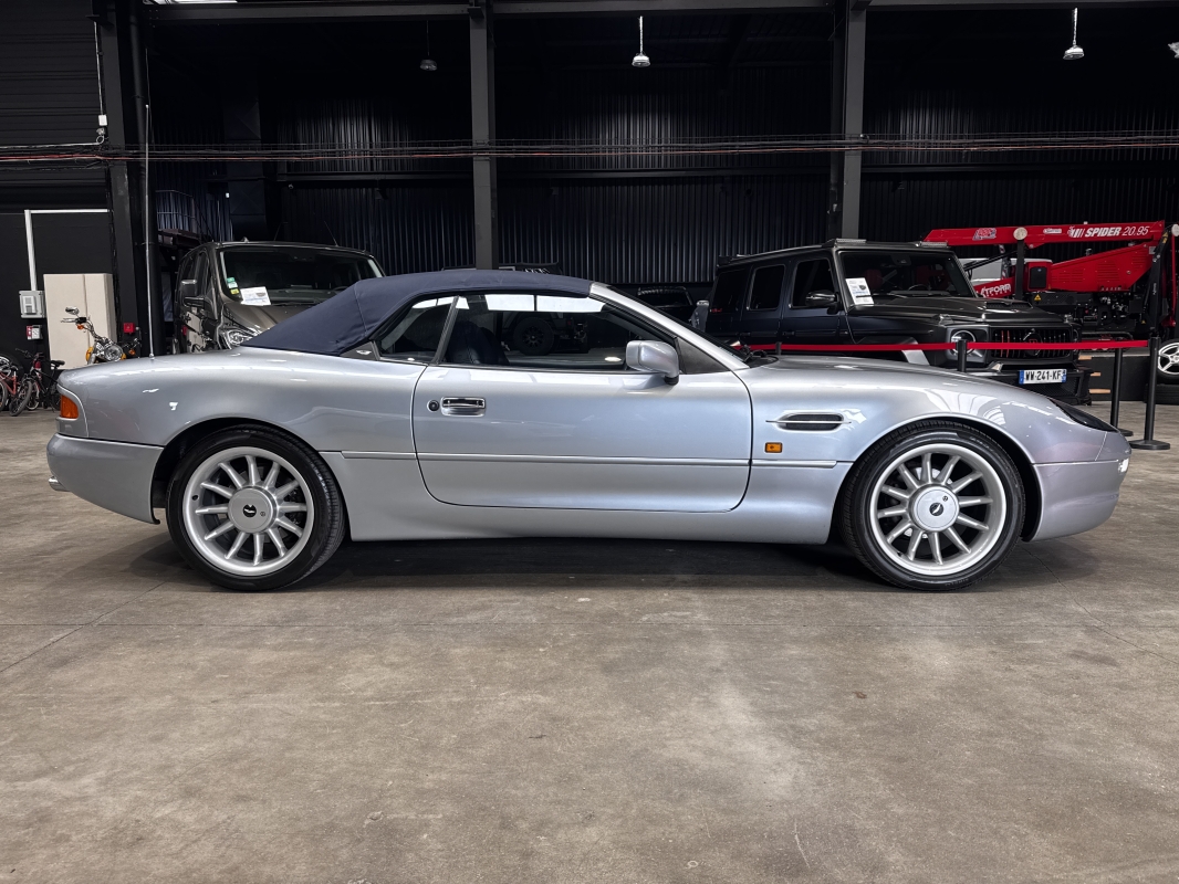 Aston Martin DB7