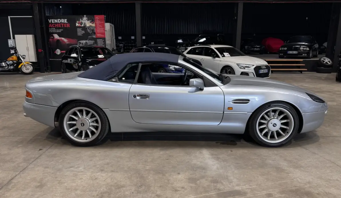 Aston martin DB7 Volante 6 cylindres cabriolet