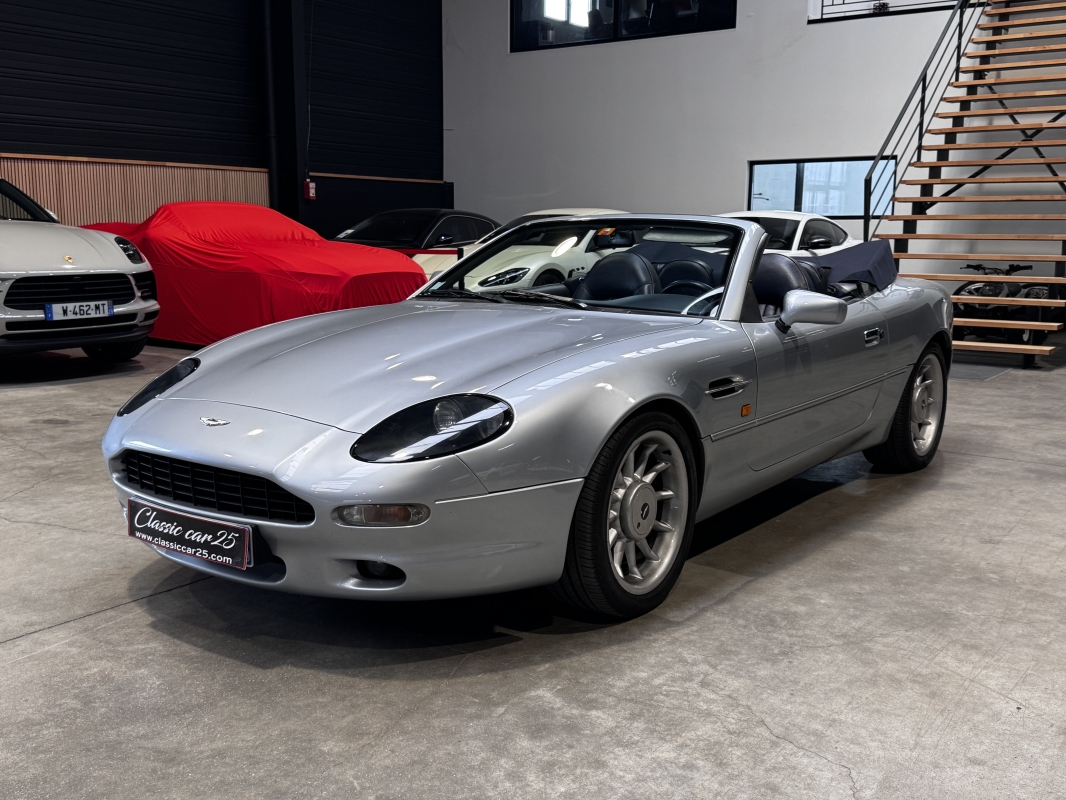 Aston Martin DB7